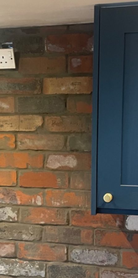 FIS Finishes in droitwich Brick slip tiling with cement morter in kitchen. #tiler #plasterer #tiler near me #plasterer near me #tiler in wolverhampton #fis finishes #